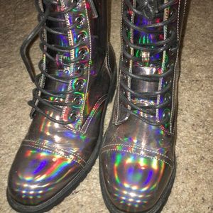 Holographic Tie-up Boots